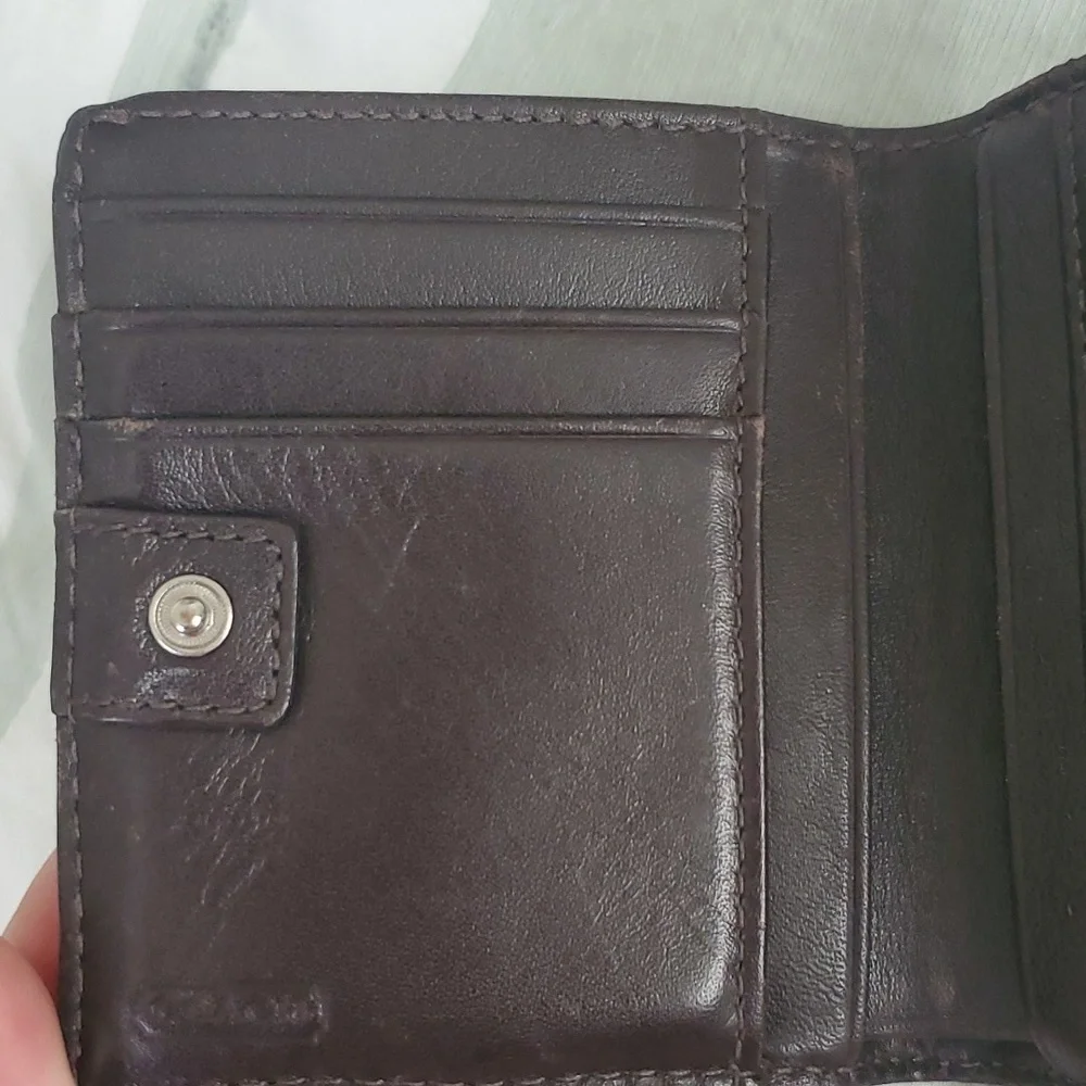 Coach Small Classic Fold Wallet - Picture 5 of 11